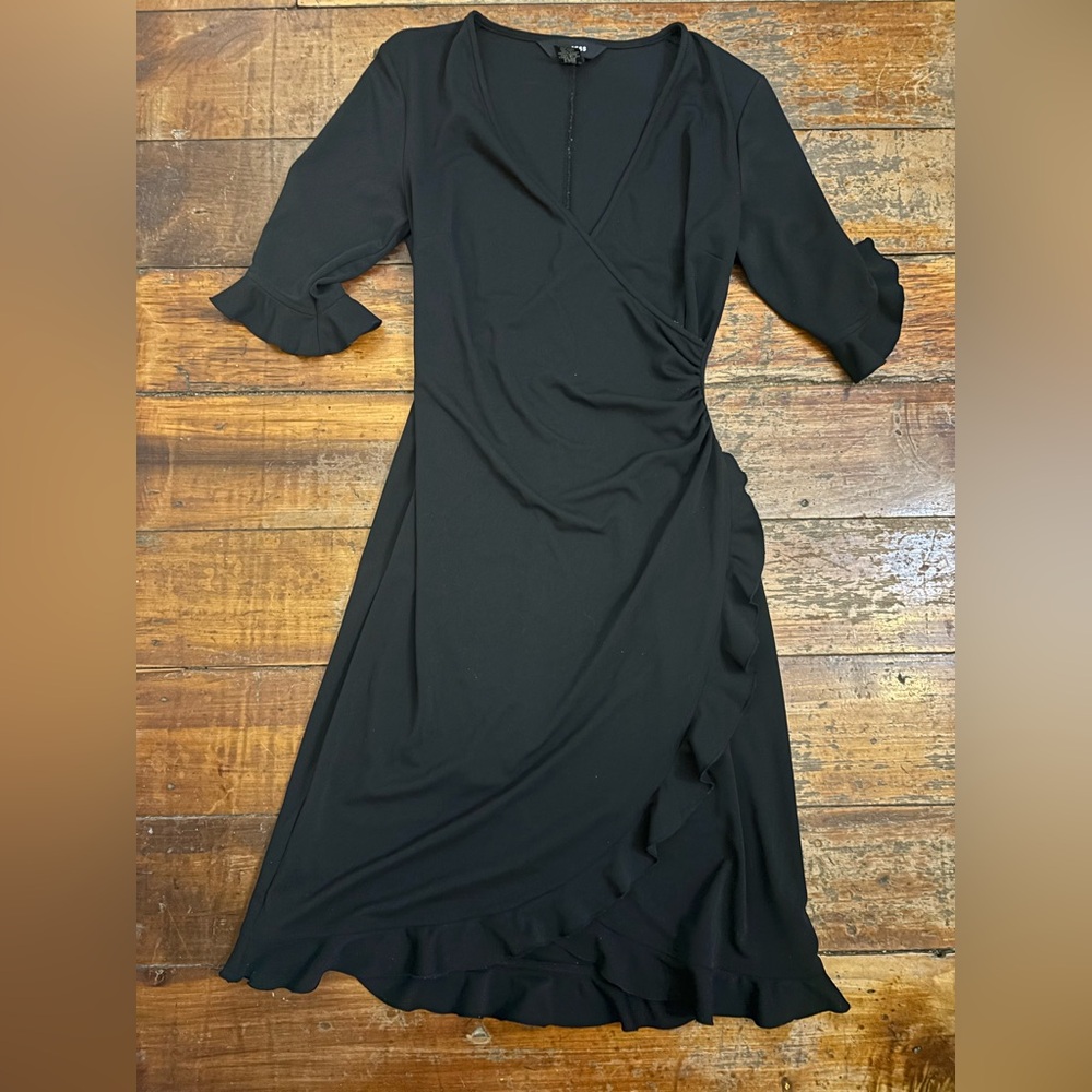 Express Black Wrap Dress 3/4 Sleeve Size 3/4 Ruffle Hem Midi Dress